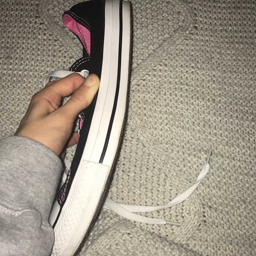 Converse - Picture 4 of 4